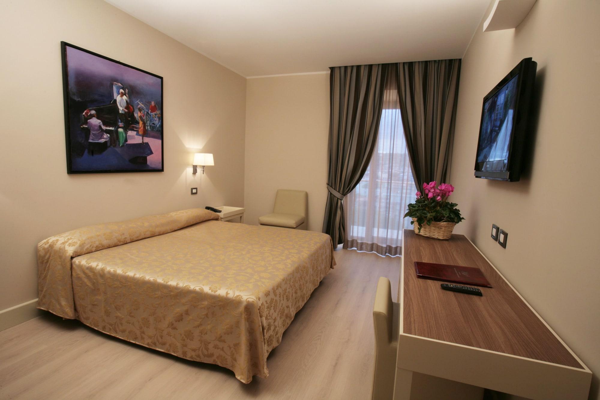 Mirasole International 4*